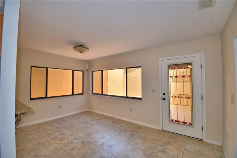 House in Winter Haven, Florida 3 bedrooms, 156.17 sq.m. № 1886728 - photo 24