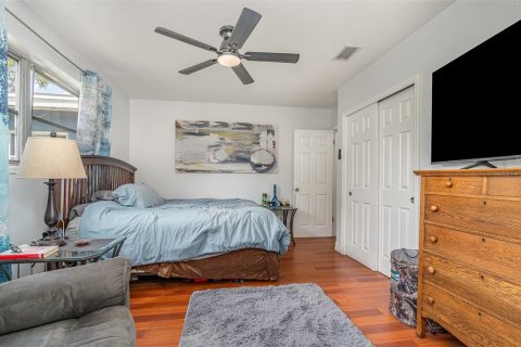 House in Fort Myers, Florida 2 bedrooms, 106.74 sq.m. № 1795735 - photo 11
