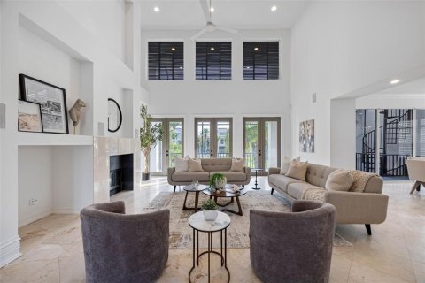 Villa ou maison à vendre à Gulfport, Floride: 4 chambres, 305.37 m2 № 1746527 - photo 5