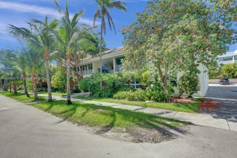 Condo in Key Biscayne, Florida, 2 bedrooms  № 1797648 - photo 28