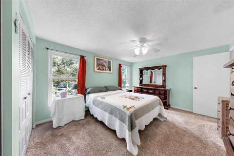 House in Lutz, Florida 4 bedrooms, 165.37 sq.m. № 1876735 - photo 22