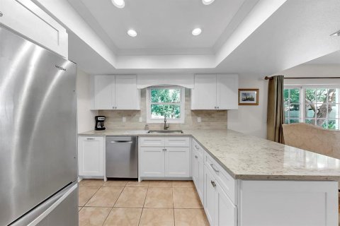 House in Lutz, Florida 4 bedrooms, 165.37 sq.m. № 1876735 - photo 7