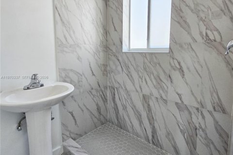 Appartement à louer à Miami, Floride: 1 chambre, 55.74 m2 № 2042944 - photo 8