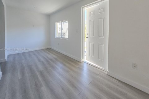 Appartement à louer à Miami, Floride: 1 chambre, 55.74 m2 № 2042944 - photo 3