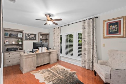 House in Longwood, Florida 4 bedrooms, 367.43 sq.m. № 2148010 - photo 19