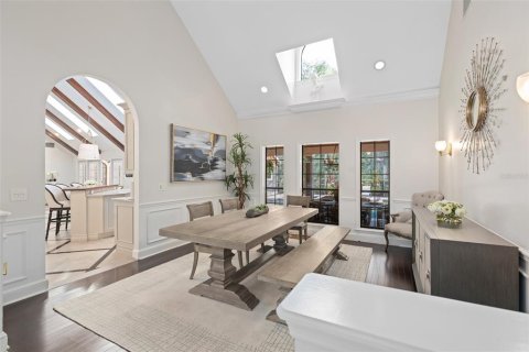 House in Longwood, Florida 4 bedrooms, 367.43 sq.m. № 2148010 - photo 14