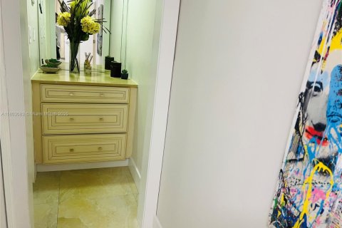 Copropriété à vendre à Miami Beach, Floride: 2 chambres, 89.19 m2 № 1686221 - photo 20