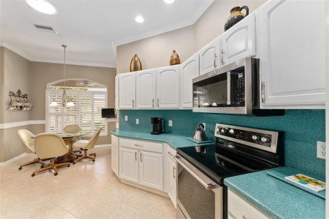 Casa en venta en The Villages, Florida, 3 dormitorios, 206.15 m2 № 1831180 - foto 10