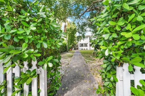 Casa en alquiler en Miami, Florida, 1 dormitorio, 74.32 m2 № 2045466 - foto 17