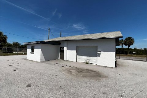 Propiedad comercial en venta en Hudson, Florida, 794.31 m2 № 1722094 - foto 19