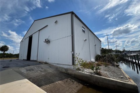 Propiedad comercial en venta en Hudson, Florida, 794.31 m2 № 1722094 - foto 9