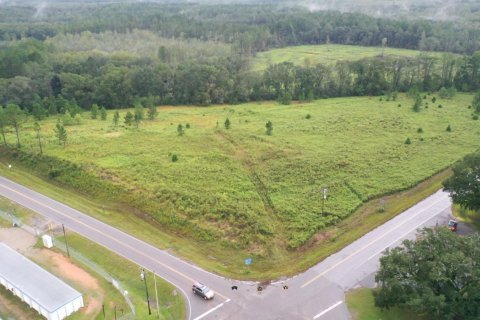 Propiedad comercial en venta en Caryville, Florida № 558959 - foto 1