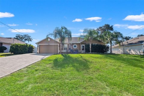 Villa ou maison à vendre à Spring Hill, Floride: 3 chambres, 144.28 m2 № 2427206 - photo 2