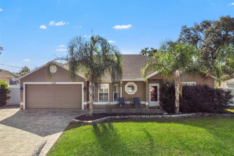 Villa ou maison à Spring Hill, Floride 3 chambres, 144.28 m2 № 2427206