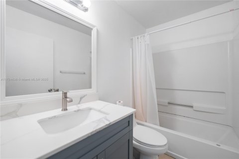 Condominio en venta en Boynton Beach, Florida, 2 dormitorios, 82.13 m2 № 1860459 - foto 20