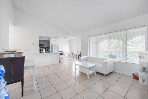 Condominio en venta en Boynton Beach, Florida, 2 dormitorios, 82.13 m2 № 1860459 - foto 6