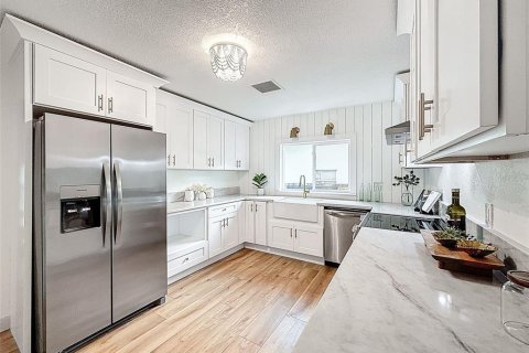 Casa en alquiler en Clearwater, Florida, 3 dormitorios, 105.26 m2 № 1872888 - foto 29
