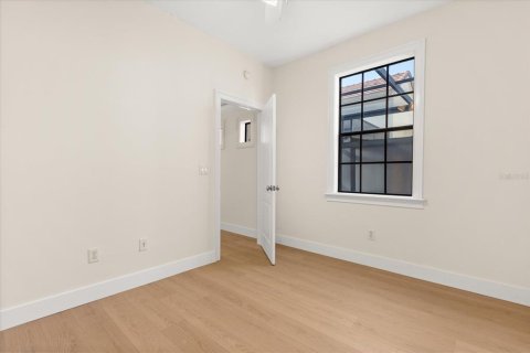Condo in Winter Park, Florida, 3 bedrooms  № 1625296 - photo 23