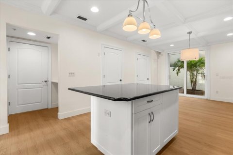 Condo in Winter Park, Florida, 3 bedrooms  № 1625296 - photo 17