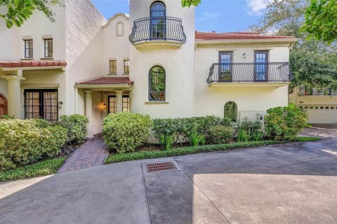 Condo in Winter Park, Florida, 3 bedrooms  № 1625296 - photo 2