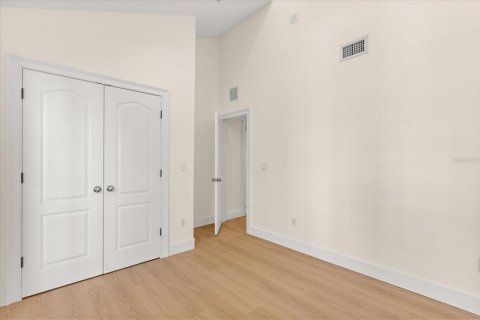 Condo in Winter Park, Florida, 3 bedrooms  № 1625296 - photo 25