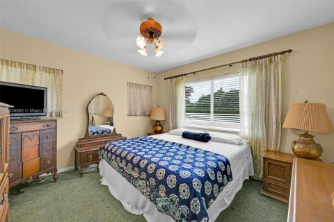 House in Homestead, Florida 4 bedrooms, 246.66 sq.m. № 2012877 - photo 11