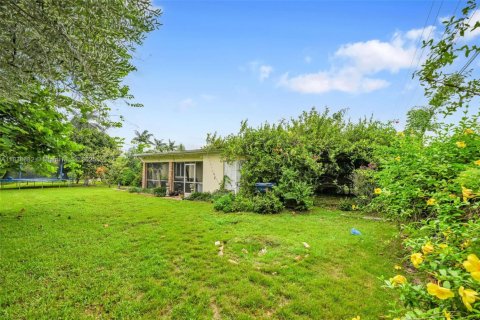 House in Homestead, Florida 4 bedrooms, 246.66 sq.m. № 2012877 - photo 18