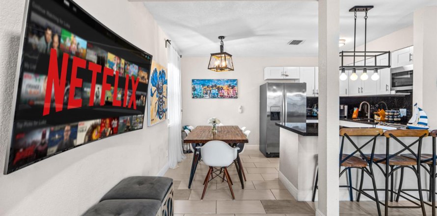 Apartment in Fort Lauderdale, Florida 2 bedrooms, 81.75 sq.m. № 2260389