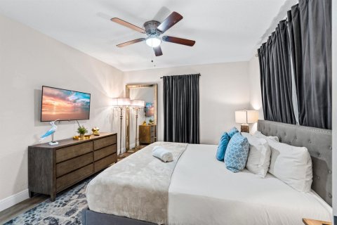 Apartment in Fort Lauderdale, Florida 2 bedrooms, 81.75 sq.m. № 2260389 - photo 6