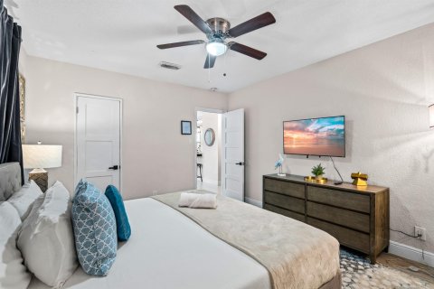 Apartment in Fort Lauderdale, Florida 2 bedrooms, 81.75 sq.m. № 2260389 - photo 7