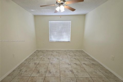 Condominio en venta en West Palm Beach, Florida, 1 dormitorio, 78.97 m2 № 1686282 - foto 9