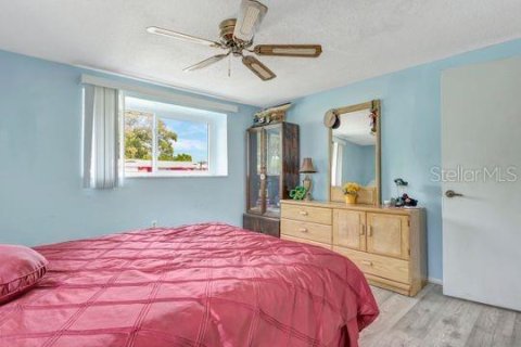 Villa ou maison à vendre à Port Richey, Floride: 2 chambres, 130.81 m2 № 2204722 - photo 13