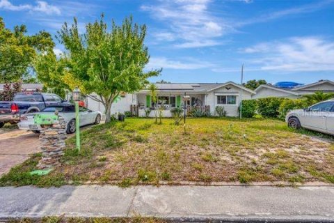 Villa ou maison à vendre à Port Richey, Floride: 2 chambres, 130.81 m2 № 2204722 - photo 2
