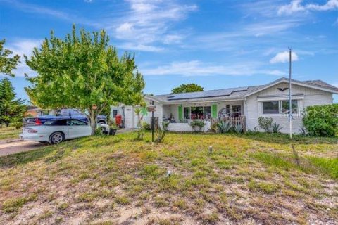 Villa ou maison à vendre à Port Richey, Floride: 2 chambres, 130.81 m2 № 2204722 - photo 4