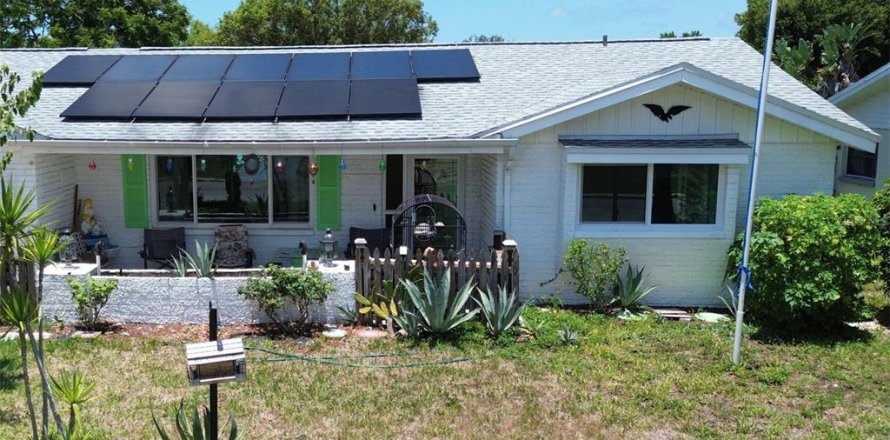 Villa ou maison à Port Richey, Floride 2 chambres, 130.81 m2 № 2204722