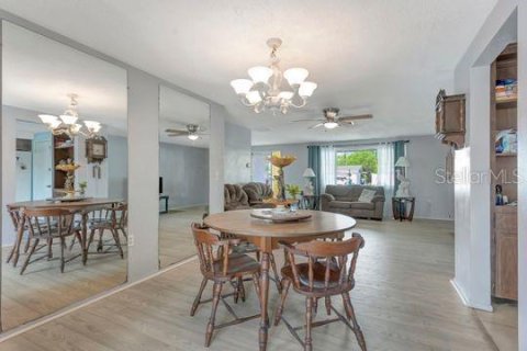 Villa ou maison à vendre à Port Richey, Floride: 2 chambres, 130.81 m2 № 2204722 - photo 29