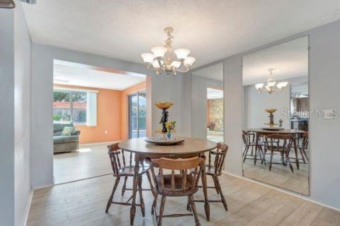 Villa ou maison à vendre à Port Richey, Floride: 2 chambres, 130.81 m2 № 2204722 - photo 30