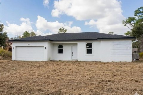 Casa en Port Charlotte, Florida 4 dormitorios, 151.99 m2 № 2330519