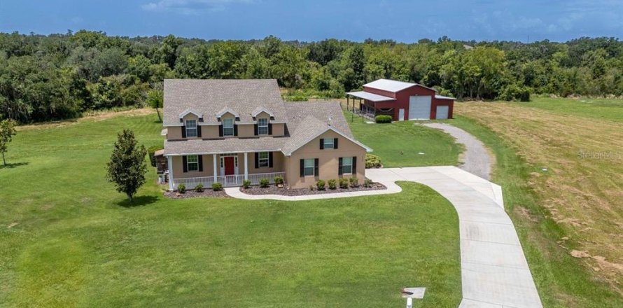 Villa ou maison à Plant City, Floride 5 chambres, 289.11 m2 № 2197665