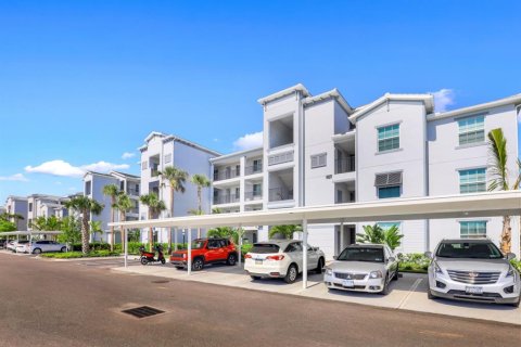 Copropriété à louer à Punta Gorda, Floride: 2 chambres, 104.05 m2 № 2104782 - photo 2