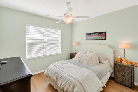 House in Gainesville, Florida 5 bedrooms, 241.55 sq.m. № 2100240 - photo 27