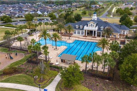 House in Gainesville, Florida 5 bedrooms, 241.55 sq.m. № 2100240 - photo 4