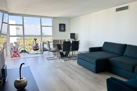 Condominio en venta en Aventura, Florida, 2 dormitorios, 107.12 m2 № 1935958 - foto 9