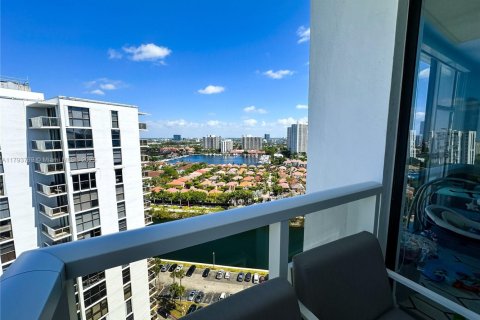 Condominio en venta en Aventura, Florida, 2 dormitorios, 107.12 m2 № 1935958 - foto 20