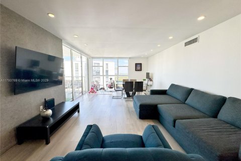 Condominio en venta en Aventura, Florida, 2 dormitorios, 107.12 m2 № 1935958 - foto 13