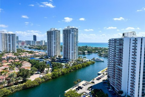 Condominio en venta en Aventura, Florida, 2 dormitorios, 107.12 m2 № 1935958 - foto 27