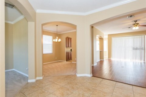 Casa en alquiler en Winter Garden, Florida, 5 dormitorios, 319.49 m2 № 1757328 - foto 9