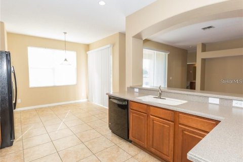 Casa en alquiler en Winter Garden, Florida, 5 dormitorios, 319.49 m2 № 1757328 - foto 14