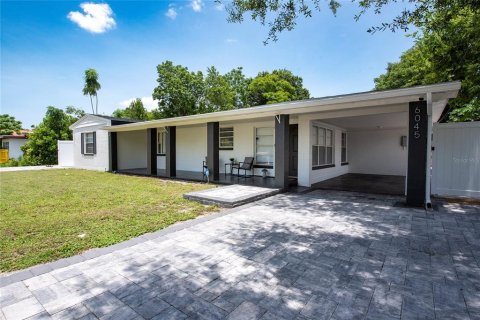 Appartement à louer à Orlando, Floride: 2 chambres, 111.48 m2 № 1787915 - photo 2