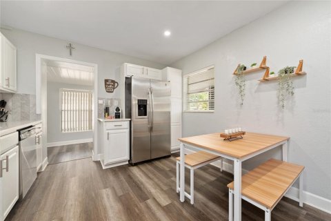 Appartement à louer à Orlando, Floride: 2 chambres, 111.48 m2 № 1787915 - photo 7